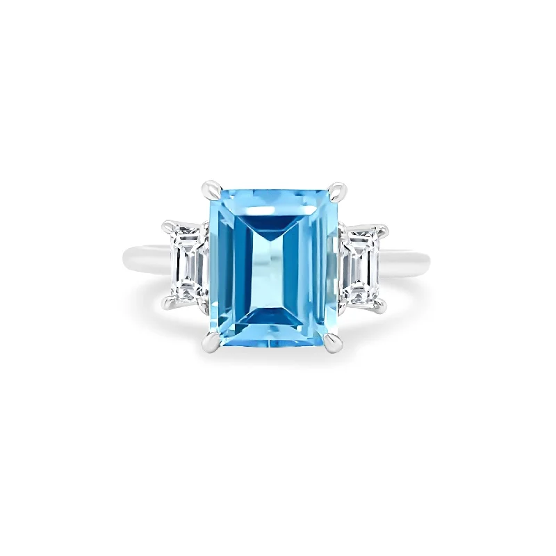 men’s classic wedding bands-Emerald Cut Aquamarine with Emerald Cut Diamond Side Stones