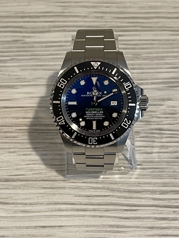 smartwatch for busy professionals with calendar function-Rolex Sea-Dweller Deep Sea 44mm 136660 Oystersteel D-Blue Dial